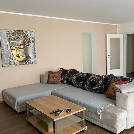 Julias ヴェッツラー